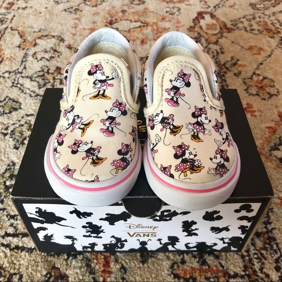 minnie mouse vans slides